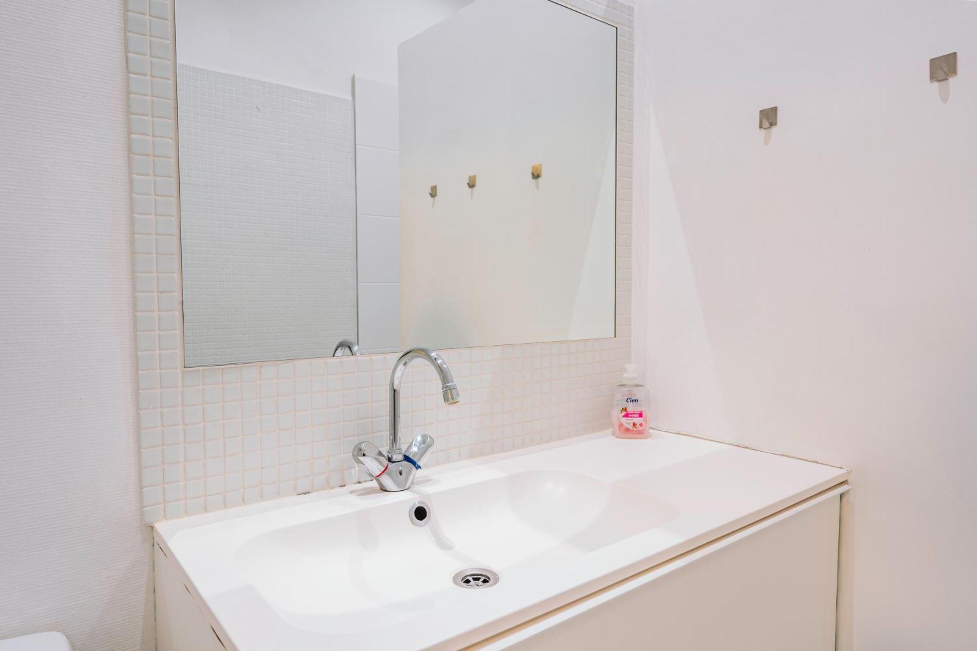 Demeure & Confort Nimes Bagian luar foto