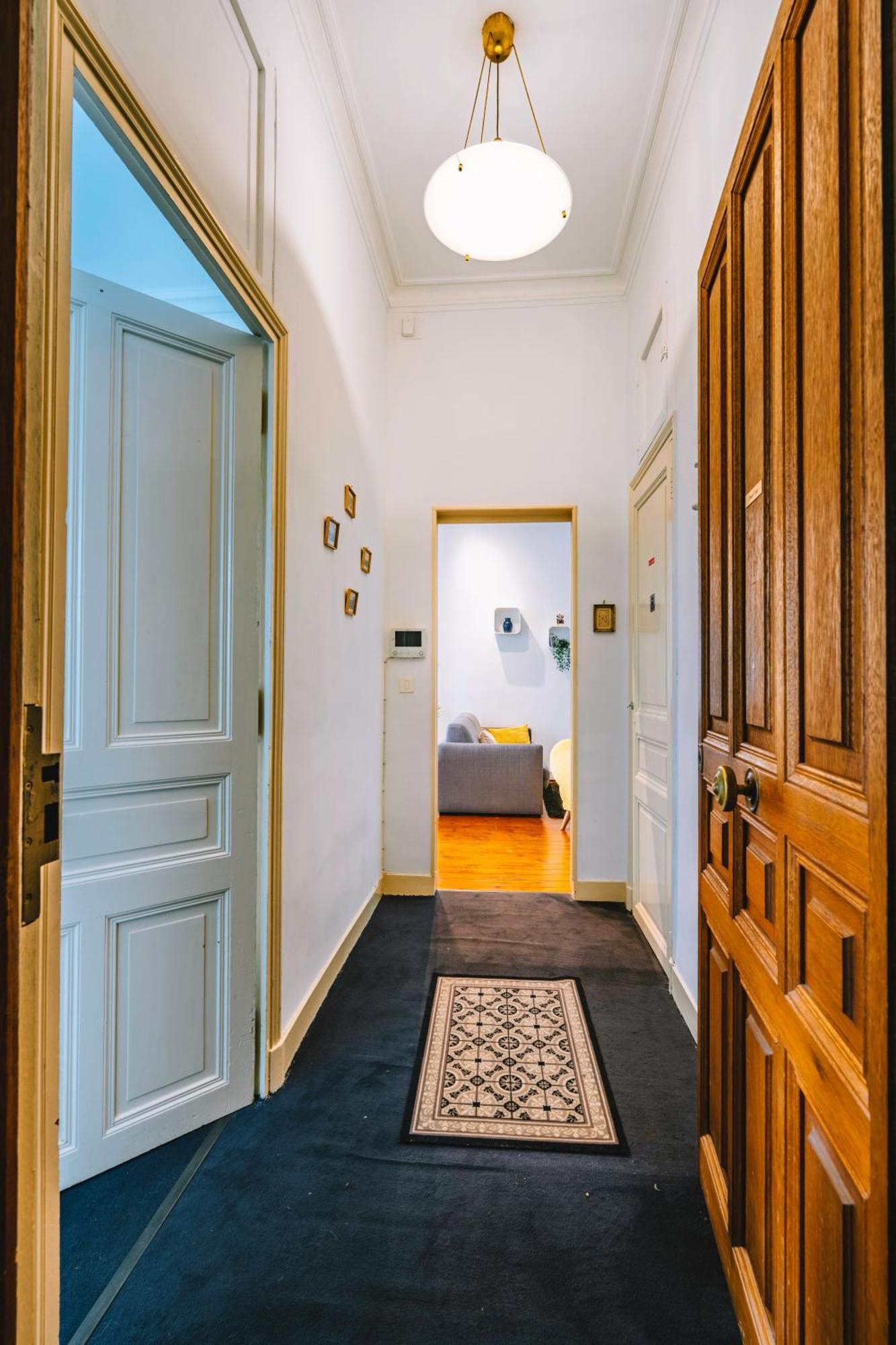 Demeure & Confort Nimes Bagian luar foto
